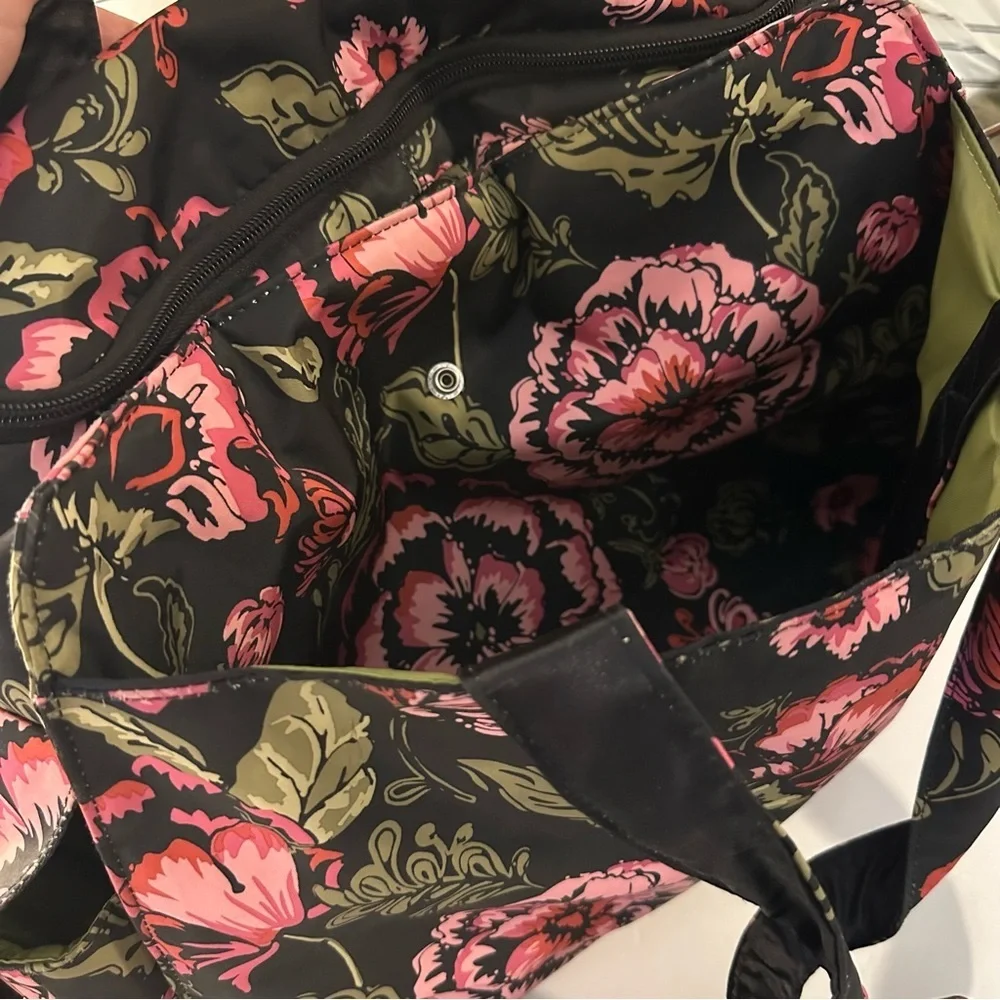 Jujube Be Prepared Tote diaper bag in Blooming Romance Floral Print